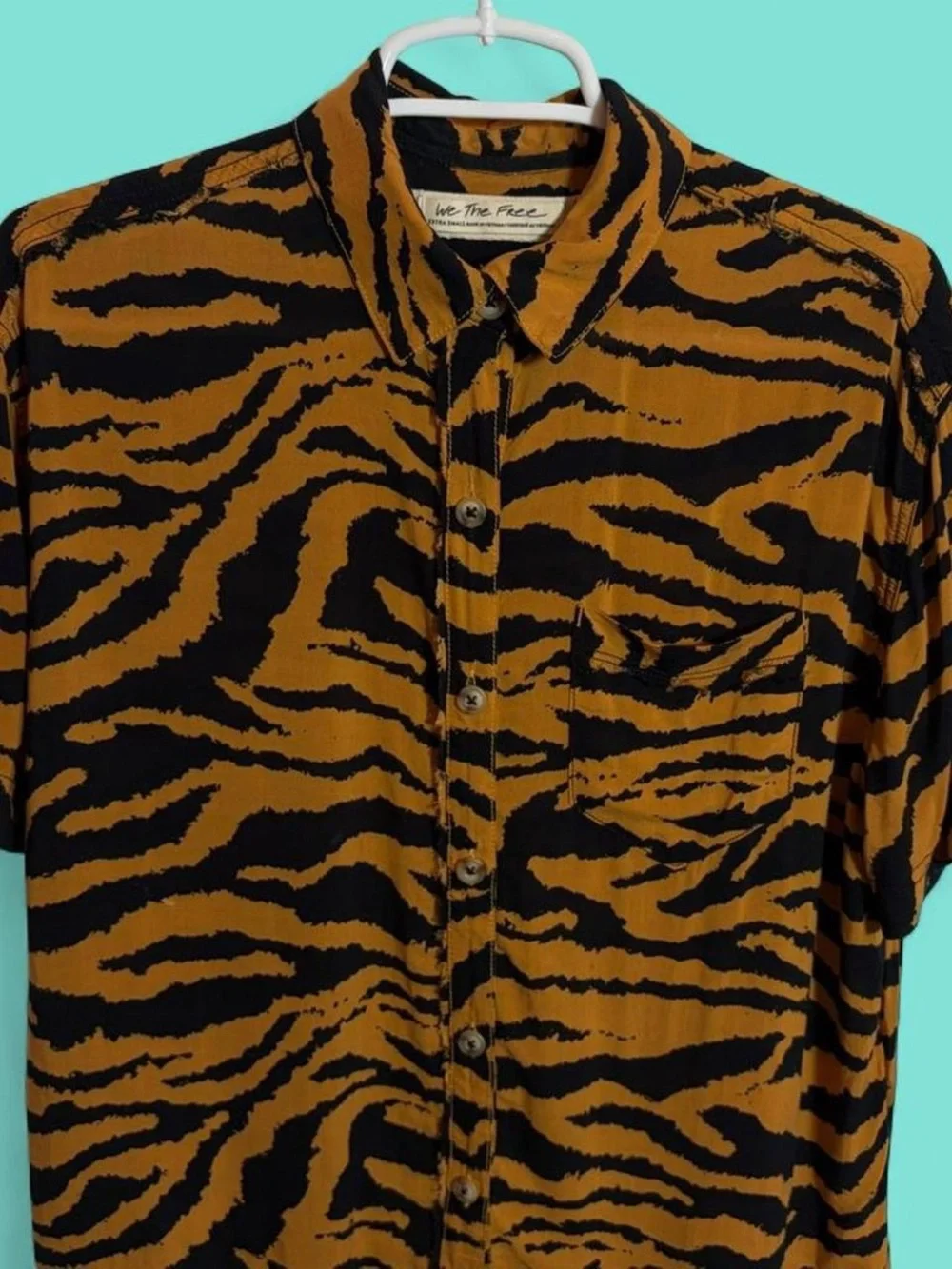 Free People Short-Sleeve Tiger Stripe Button-Up oversized Xsmall